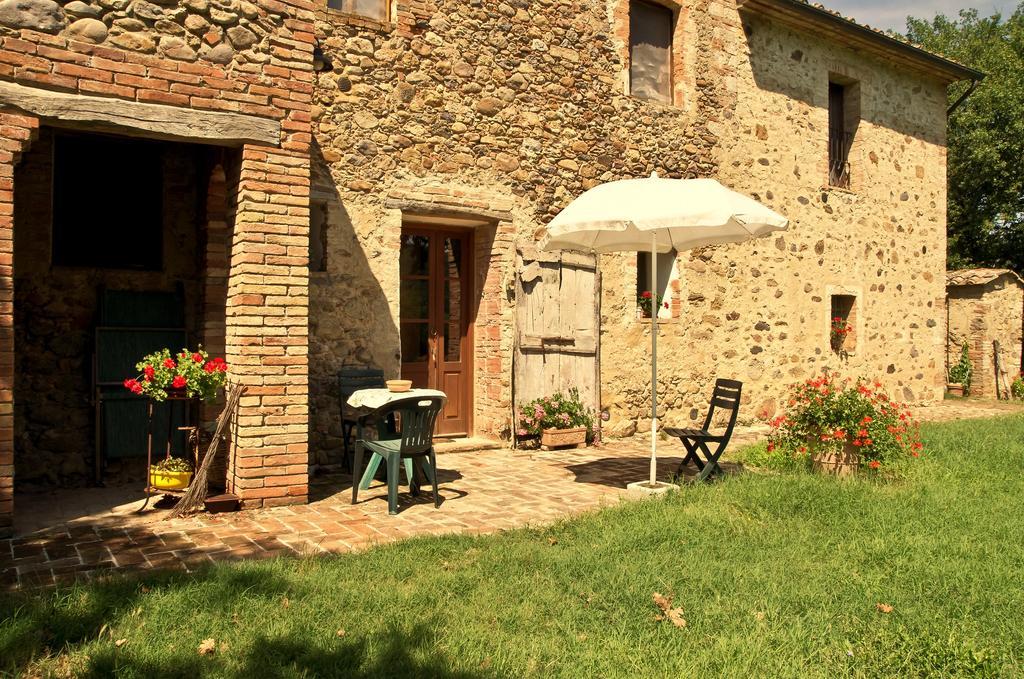 Agriturismo Il Casalino Pari Exteriér fotografie
